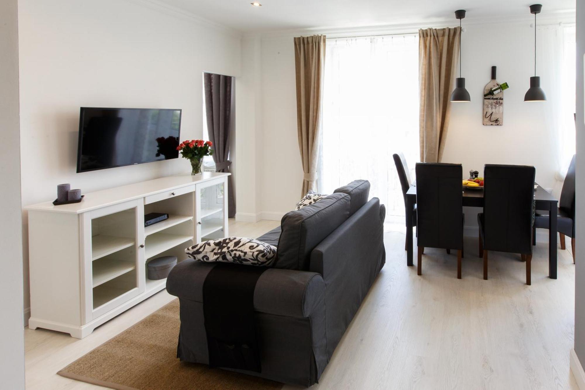 Apartamenty Sienkiewicza - Bezplatny Parking, Centrum, Park, Fv Kielce Exterior photo